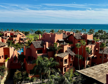 Duplex Penthouse For Reform Las Nayades, Estepona