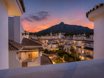 Penthouse in Urbanización Los Naranjos de Marbella