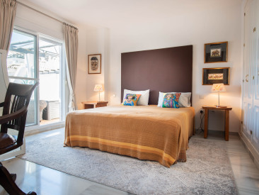 Penthouse in Urbanización Los Naranjos de Marbella — photo 4