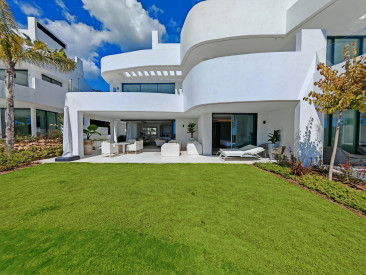 Apartment in Marbella — photo 2