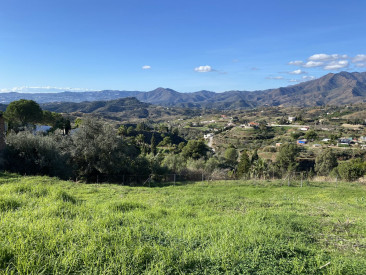 Plot / Land in Mijas