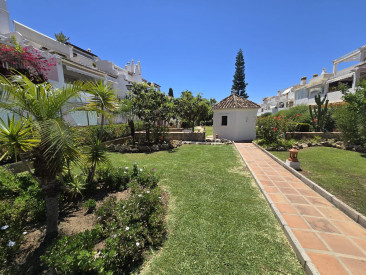 Apartment in Marbella — photo 5