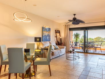 Apartment in Estepona — photo 3