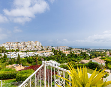 Town House for sale in Calahonda - ST6285