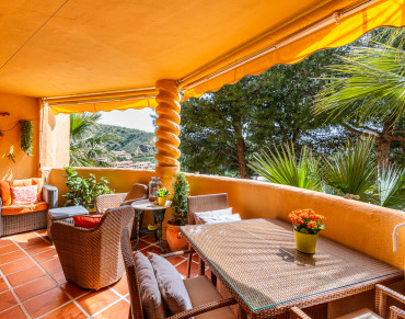 Apartment for sale in Calahonda, Mijas Costa - ST6293