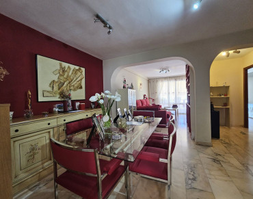 Apartment for sale in Estepona - R5122156