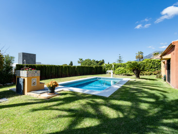 Villa in Marbella — photo 3