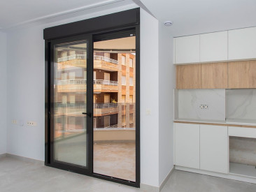 Apartment in Torrevieja — photo 3