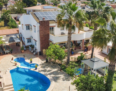 Villa for sale in Ciudad Quesada - MOVE-345