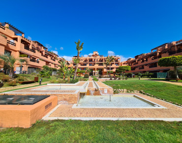 Apartment for sale in Estepona - S5346526