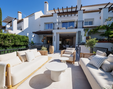 House for sale in Marbella Golden Mile, Marbella - HRB-01096P