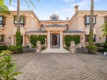 Villa in Marbella — photo 3
