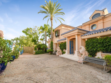 Villa in Marbella — photo 4