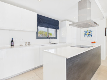 Apartment in Estepona — photo 4