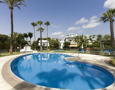 Apartment for sale in Estepona - TSEA5138848