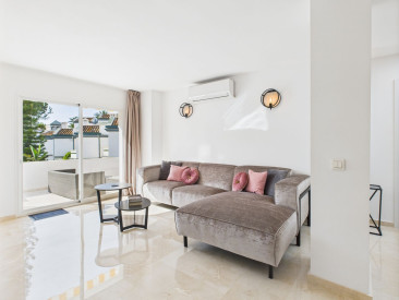 Apartment in Estepona — photo 3