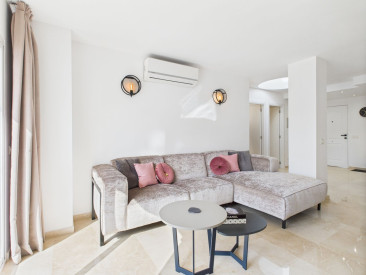 Apartment in Estepona — photo 4