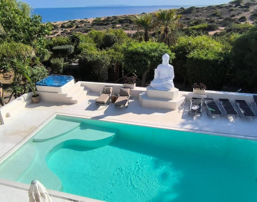 House for sale in Cap Martinet - IH733