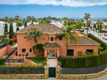 Villa in Marbella — photo 2
