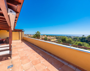 House for sale in Marbella Golden Mile, Condado de Sierra Blanca, Marbella - R112-10768