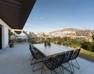 House for sale in Puerto de Estepona, Estepona - CRK205