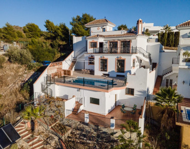 Villa for sale in Frigiliana - AAP2255
