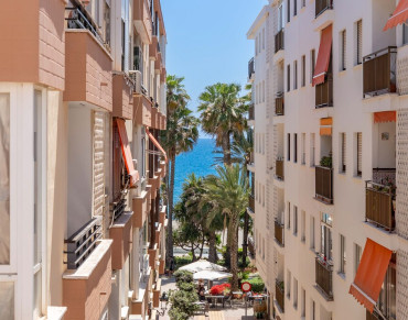 Apartment for sale in Estepona Centro, Estepona - GAL012