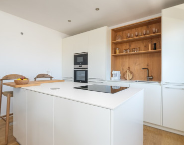 Penthouse for sale in Eastpona Centro - CRK203