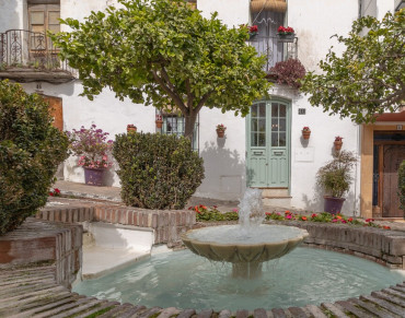 Town House for sale in Estepona Centro - PKS252