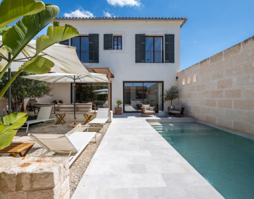 Villa for sale in Ses Salines - 5208