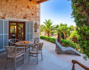 Finca for sale in Santanyí - 2332