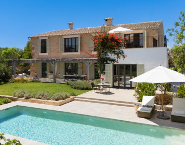 Villa for sale in Ses Salines - 5188