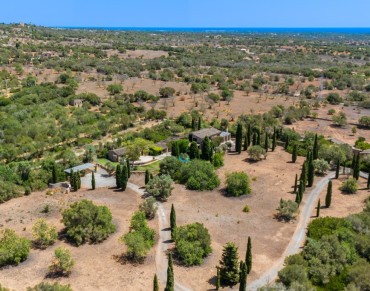 Finca for sale in Santanyí - 2670