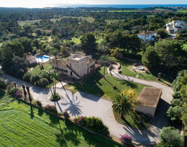 Finca for sale in Ses Salines - 2593