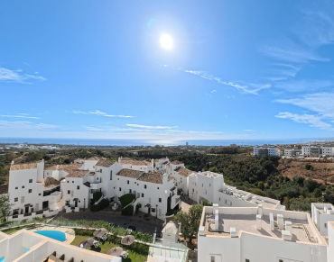 Penthouse for sale in Marbella East - 326036