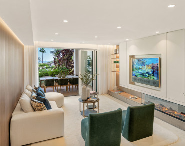 Apartment for sale in Estepona East - LS70022