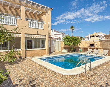 Apartment for sale in Playa Flamenca - MOVE-358