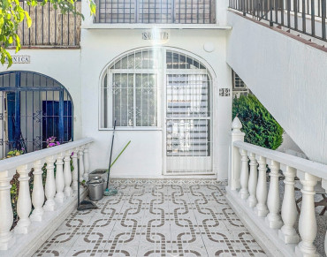 House for sale in Los Balcones, Los Altos del Edén, Torrevieja - MOVE-353