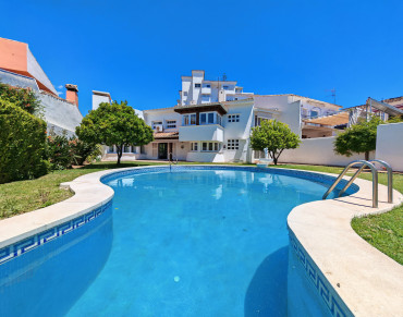 Villa for sale in Fuengirola - BEMV1525