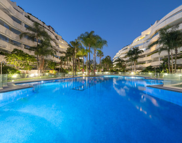 Apartment for sale in Marbella, Puerto Banús, El Embrujo Banús, Marbella - PANR-16370