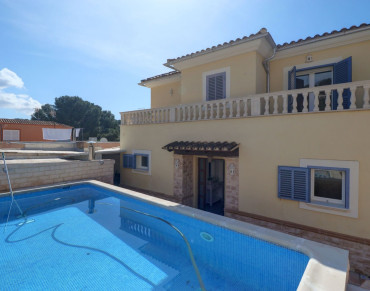 Villa for sale in Calvià - IP2-10823