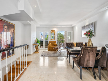Town House in Marbella — photo 3