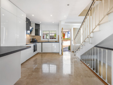 Town House in Marbella — photo 6