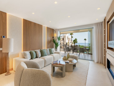 Apartment in Estepona — photo 2