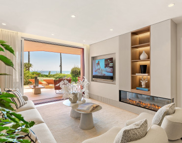 Apartment for sale in Estepona East - LS70023