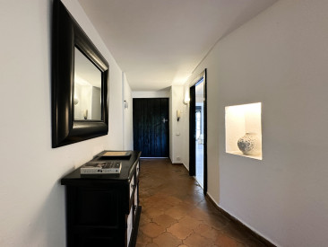Apartment in Marbella — photo 4