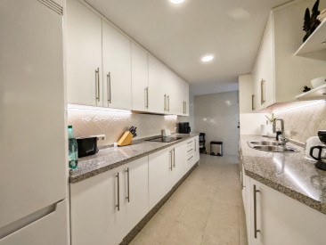 Apartment in Marbella — photo 4