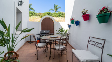 Villa for sale in Benahavis, Málaga €749.000 — photo 5 of 84