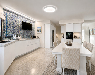 Apartment for sale in Golden Beach - VD-199978