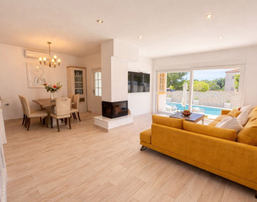 House for sale in Los Dolses - R50